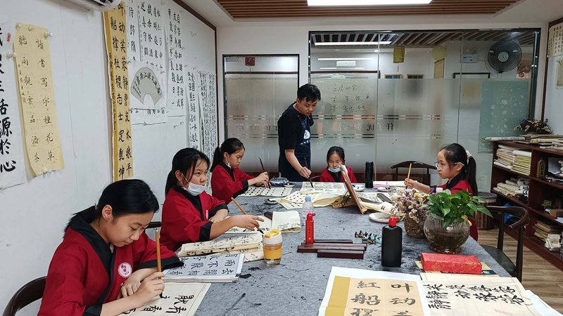 建造师考试网课：优势与潜在风险解析