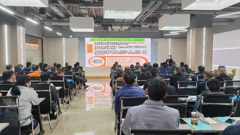 小标题：营养师资格证的重要性