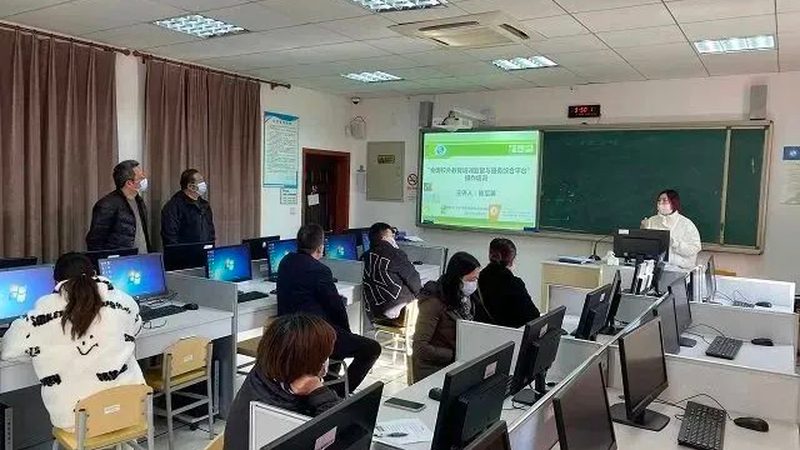 开源网络课程平台：功能对比与选型指南