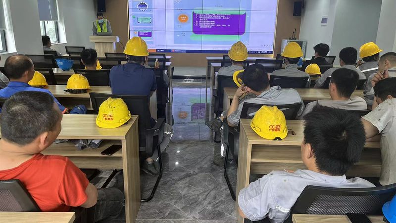 网课平台服务器配置：揭秘背后的技术支撑
